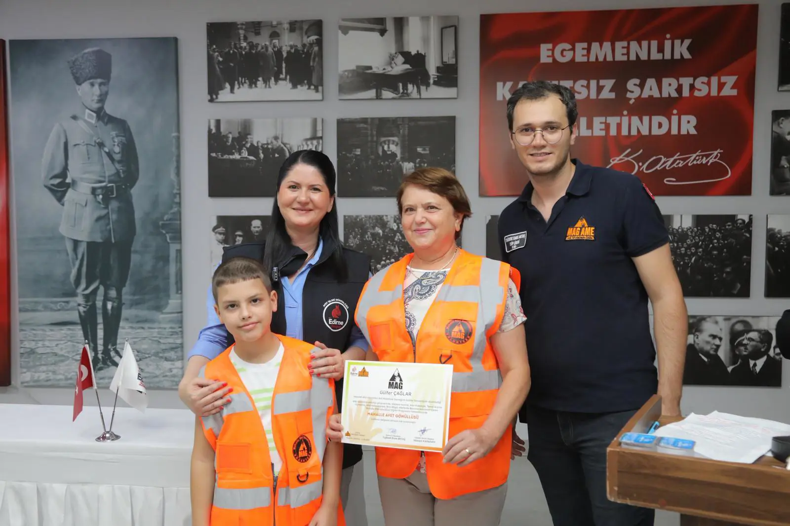 EDİRNE BELEDİYESİ’NDEN 17 AĞUSTOS MARMARA DEPREMİ’NİN 26. YILINDA ANMA PROGRAMI galeri görseli